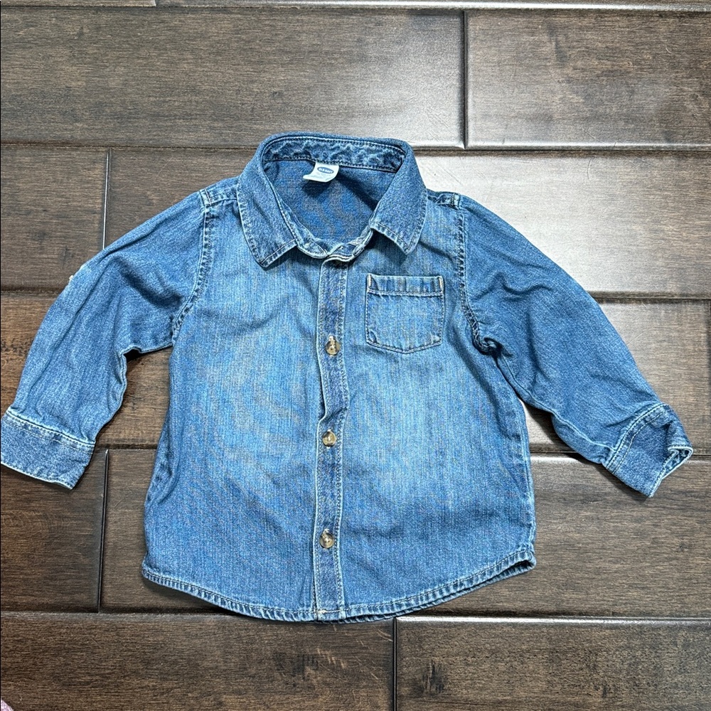 💜3/$15 Old Navy Denim Infant Shirt